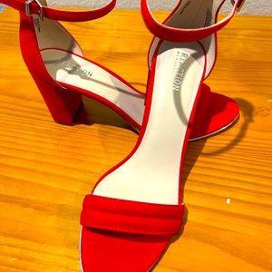 Beauty red dressy sandals.
